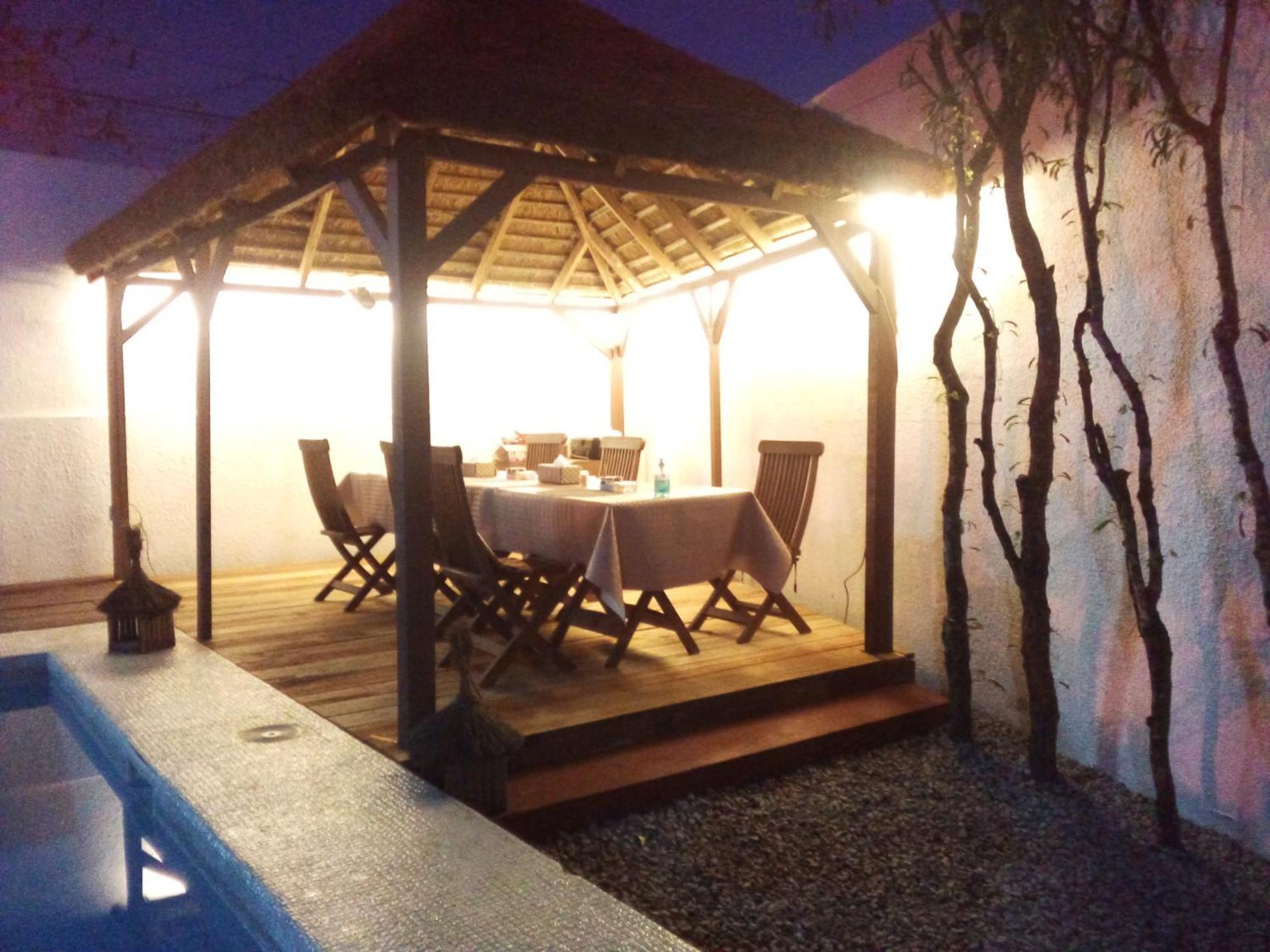 Villa Mango Abidjan Eksteriør billede